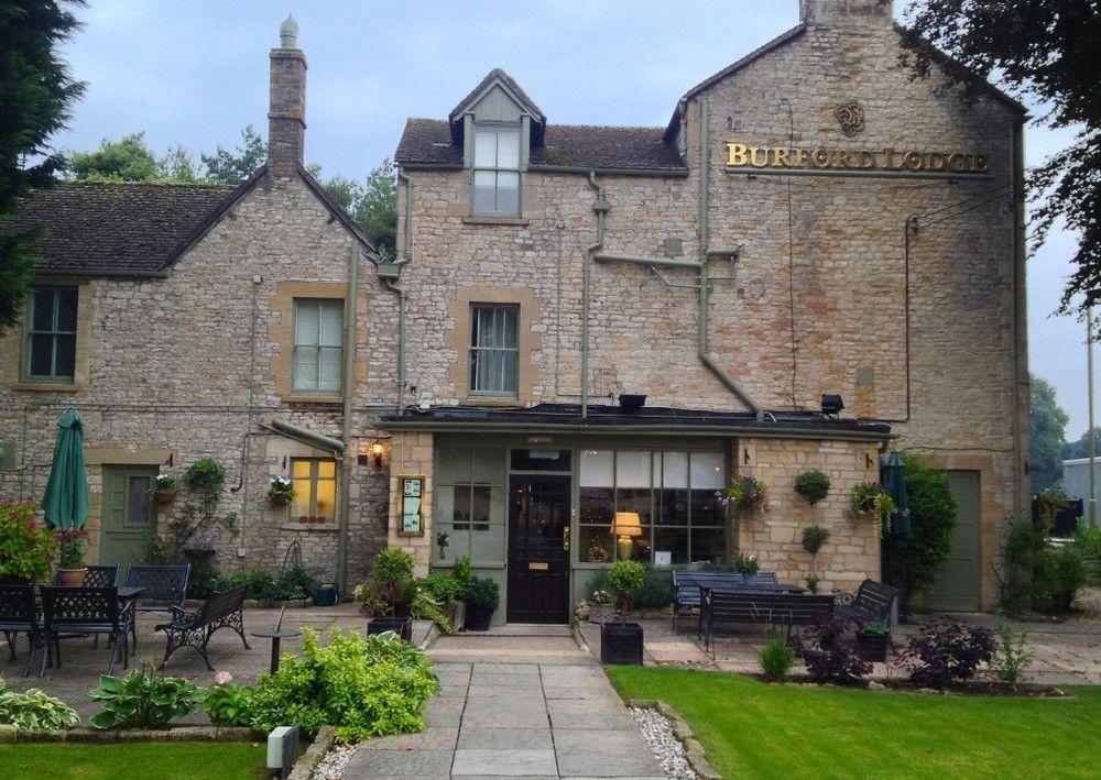 Burford Lodge Экстерьер фото