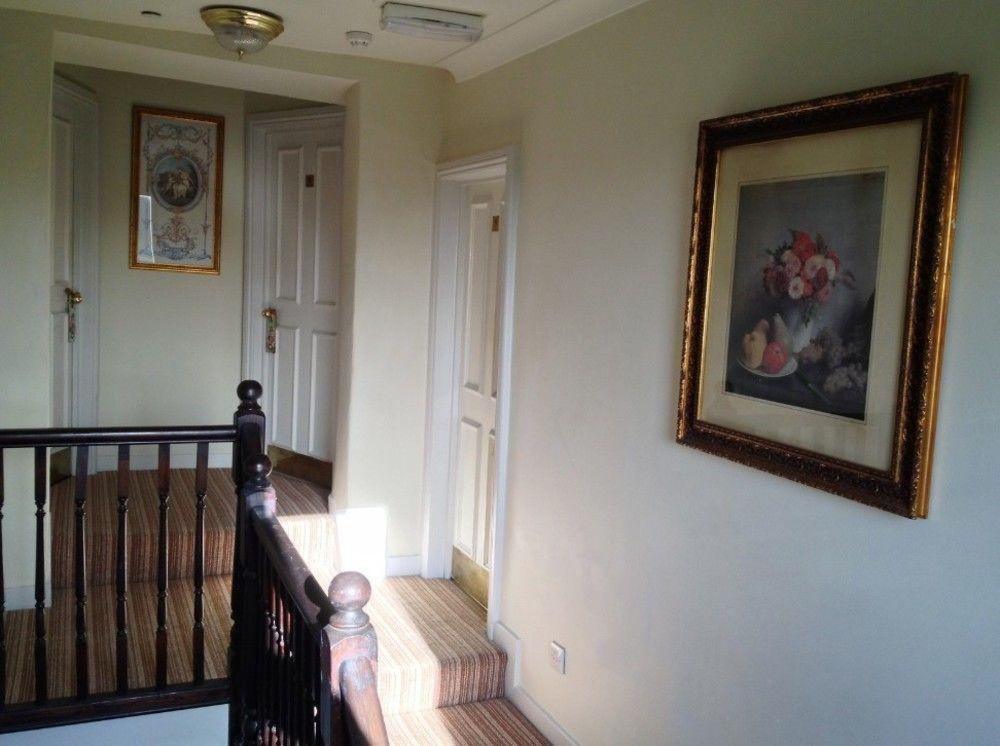 Burford Lodge Экстерьер фото