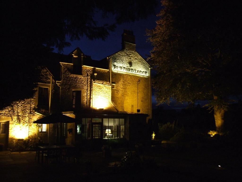 Burford Lodge Экстерьер фото
