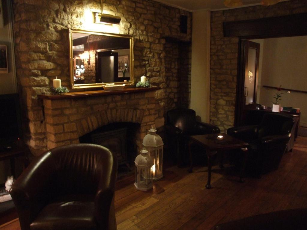 Burford Lodge Экстерьер фото