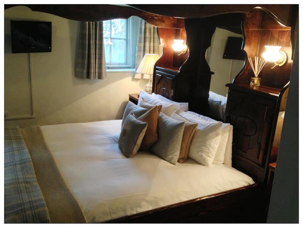 Burford Lodge Экстерьер фото